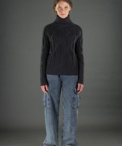 Michellezirkind.shop00e21de921 1