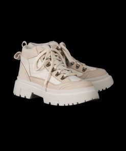 Michellezirkind.shop63a635fa39 1